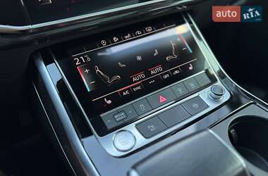 Позашляховик / Кросовер Audi Q7 2020 в 