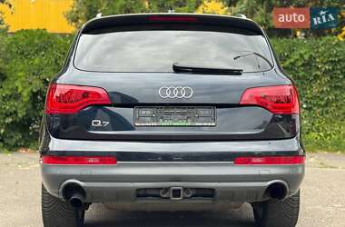 Внедорожник / Кроссовер Audi Q7 2011 в 