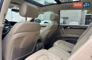 Внедорожник / Кроссовер Audi Q7 2011 в 