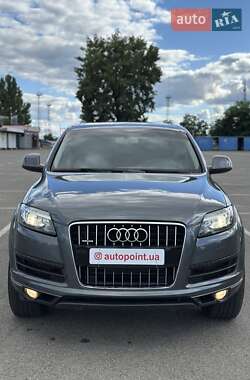 Позашляховик / Кросовер Audi Q7 2013 в Білогородці