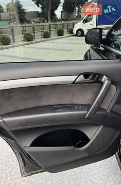 Внедорожник / Кроссовер Audi Q7 2008 в 