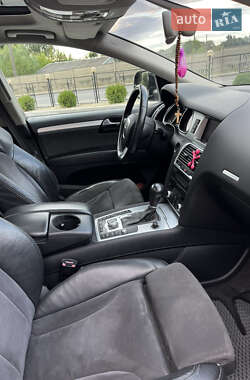 Внедорожник / Кроссовер Audi Q7 2008 в 