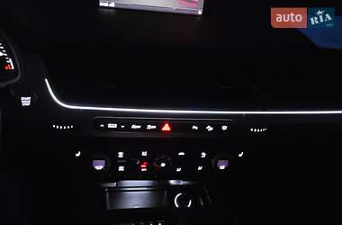 Внедорожник / Кроссовер Audi Q7 2018 в 