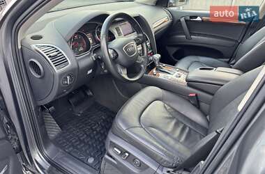 Внедорожник / Кроссовер Audi Q7 2014 в 