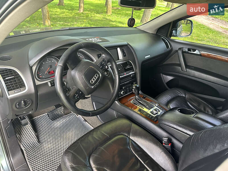 Внедорожник / Кроссовер Audi Q7 2008 в Верховине