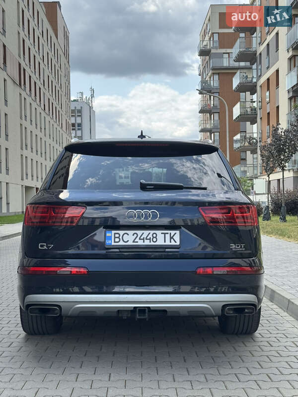 Внедорожник / Кроссовер Audi Q7 2017 в Львове