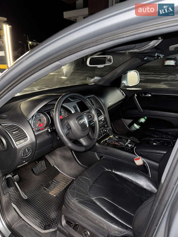 Внедорожник / Кроссовер Audi Q7 2007 в Измаиле