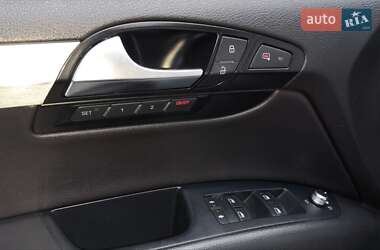 Внедорожник / Кроссовер Audi Q7 2010 в 
