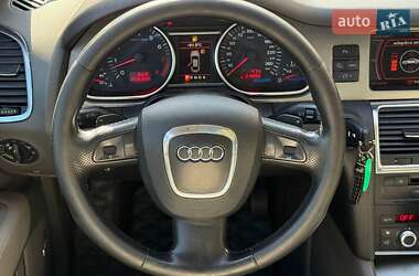 Внедорожник / Кроссовер Audi Q7 2006 в 