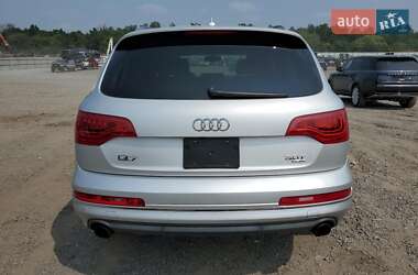 Внедорожник / Кроссовер Audi Q7 2015 в 