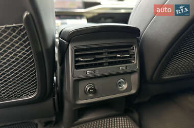 Внедорожник / Кроссовер Audi Q7 2021 в 
