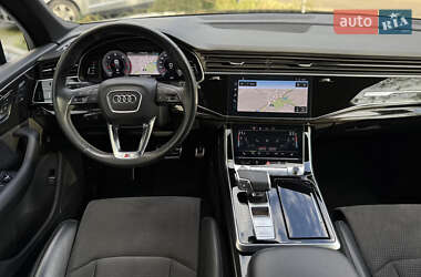 Внедорожник / Кроссовер Audi Q7 2021 в 