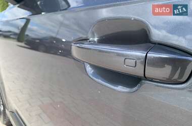 Позашляховик / Кросовер Audi Q7 2021 в 