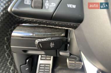 Позашляховик / Кросовер Audi Q7 2021 в 