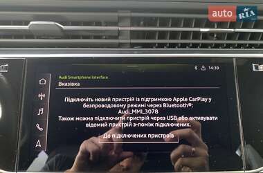 Позашляховик / Кросовер Audi Q7 2021 в 