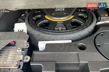 Позашляховик / Кросовер Audi Q7 2021 в 