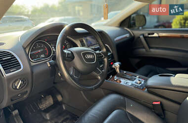 Внедорожник / Кроссовер Audi Q7 2014 в 