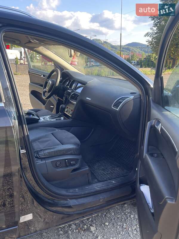 Позашляховик / Кросовер Audi Q7 2006 в Тячеві