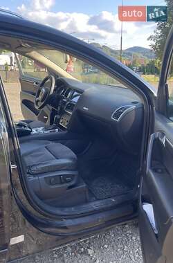 Позашляховик / Кросовер Audi Q7 2006 в 