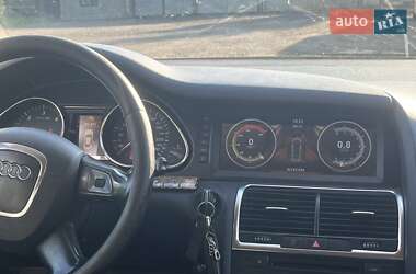 Позашляховик / Кросовер Audi Q7 2006 в 