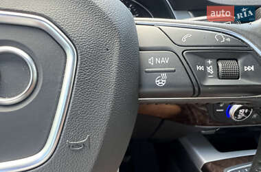 Внедорожник / Кроссовер Audi Q7 2018 в 