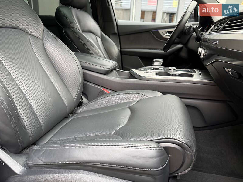 Внедорожник / Кроссовер Audi Q7 2016 в Коломые фото 35 Внедорожник / Кроссовер Audi Q7 2016 в Коломые