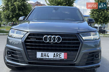 Внедорожник / Кроссовер Audi Q7 2018 в 