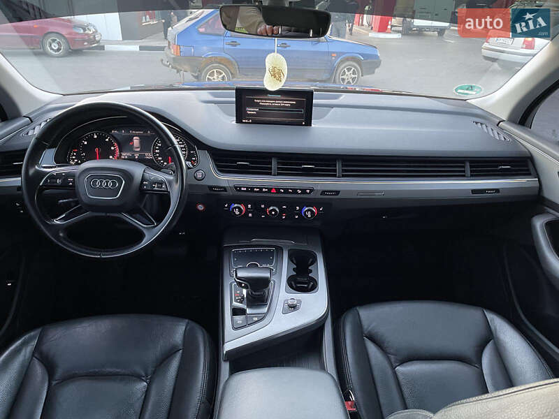 Внедорожник / Кроссовер Audi Q7 2016 в Днепре