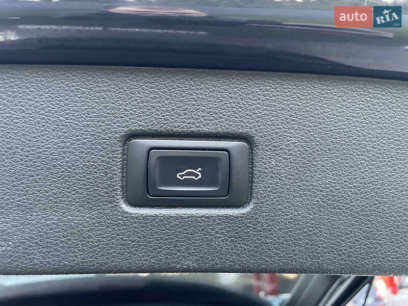Внедорожник / Кроссовер Audi Q7 2016 в Днепре