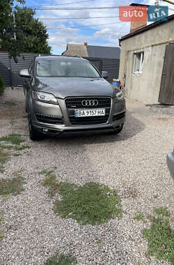 Внедорожник / Кроссовер Audi Q7 2011 в 
