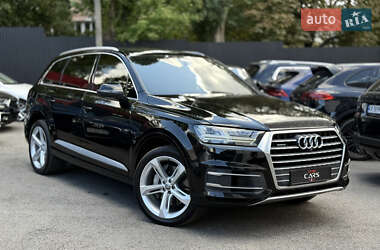Внедорожник / Кроссовер Audi Q7 2019 в Киеве