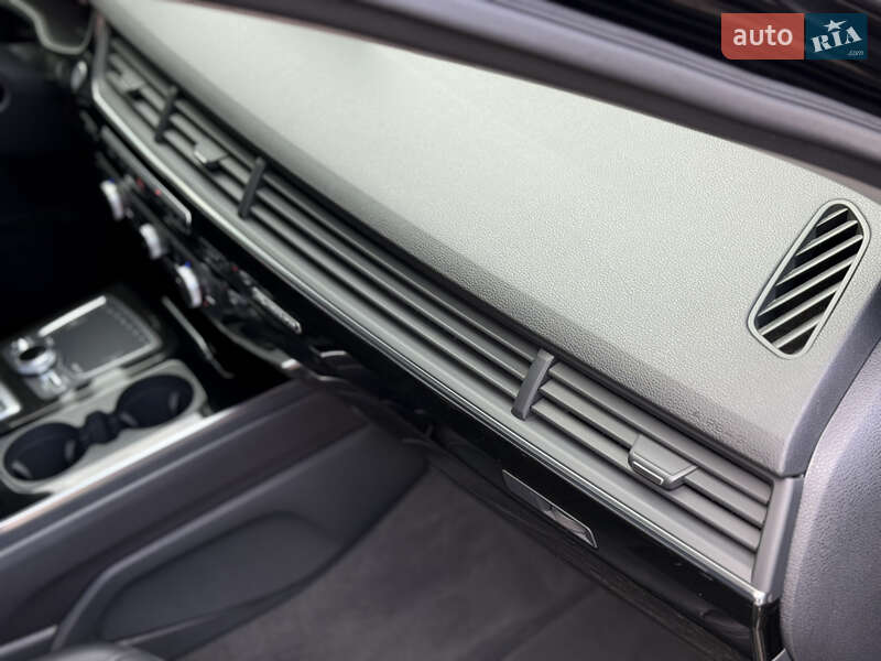 Внедорожник / Кроссовер Audi Q7 2019 в Киеве фото 44 Внедорожник / Кроссовер Audi Q7 2019 в Киеве