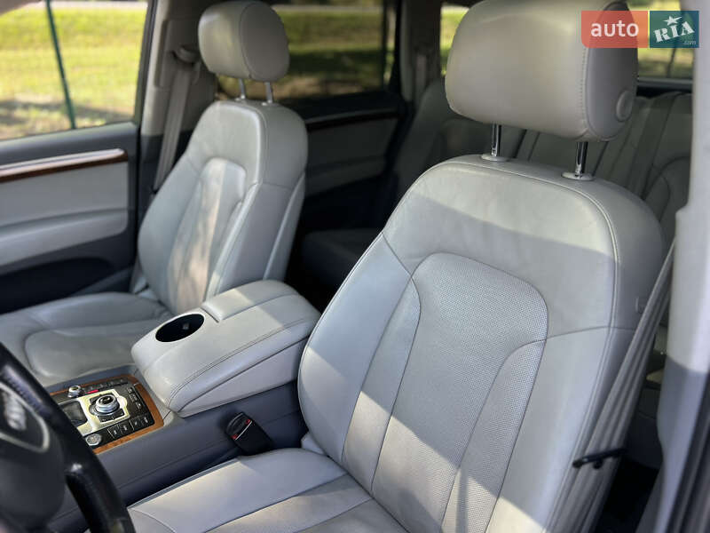 Позашляховик / Кросовер Audi Q7 2013 в Умані