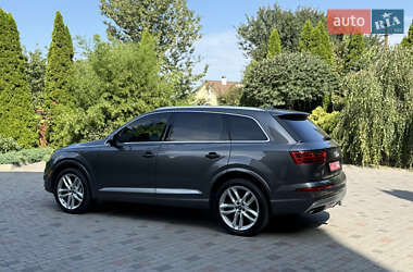 Внедорожник / Кроссовер Audi Q7 2018 в 