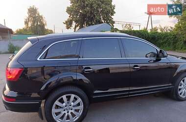 Внедорожник / Кроссовер Audi Q7 2013 в 