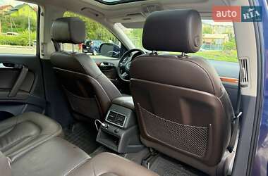 Внедорожник / Кроссовер Audi Q7 2015 в 