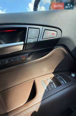 Внедорожник / Кроссовер Audi Q7 2015 в 