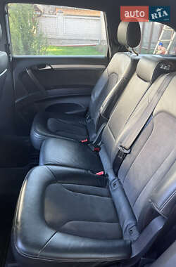 Внедорожник / Кроссовер Audi Q7 2011 в 