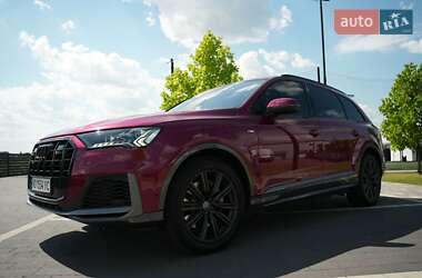 Внедорожник / Кроссовер Audi Q7 2019 в 