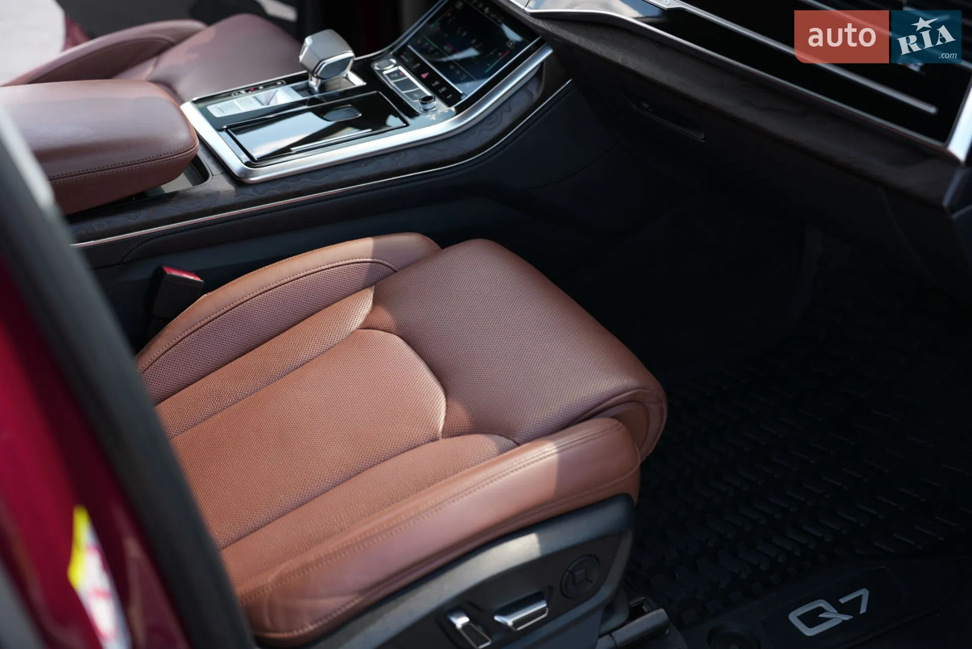 2019 Audi Q7 - мініатюра 17