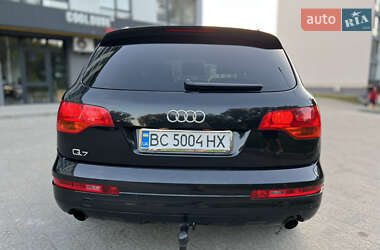 Внедорожник / Кроссовер Audi Q7 2006 в 