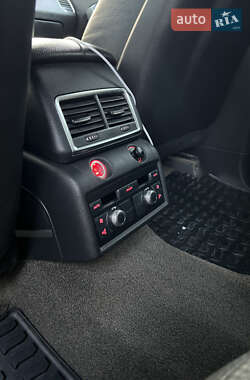 Внедорожник / Кроссовер Audi Q7 2006 в 