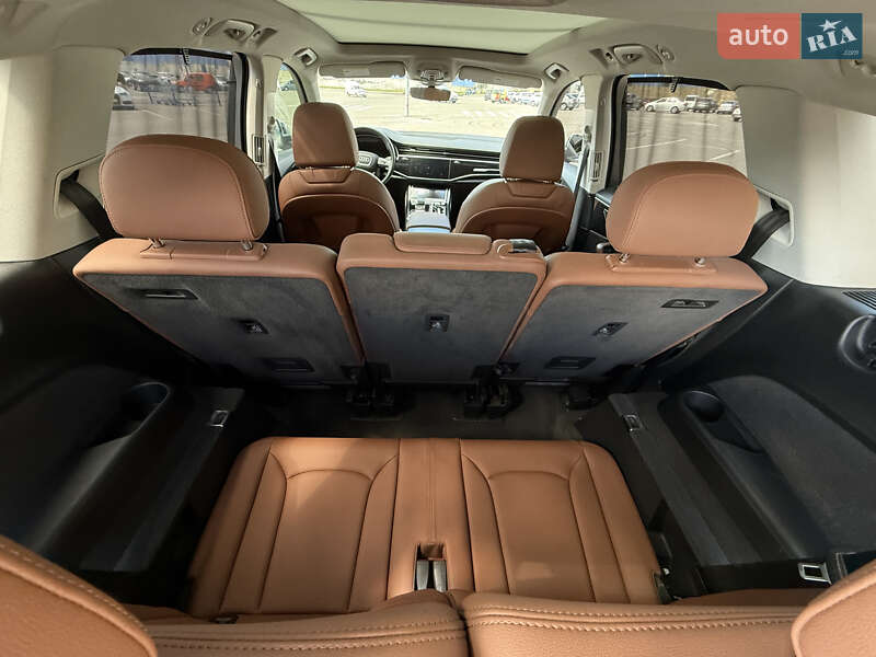 Позашляховик / Кросовер Audi Q7 2020 в Вінниці