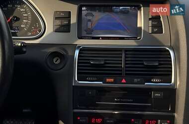 Внедорожник / Кроссовер Audi Q7 2014 в 