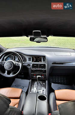 Внедорожник / Кроссовер Audi Q7 2013 в 