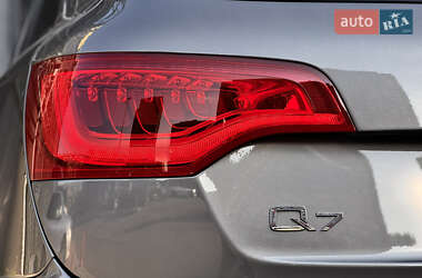 Внедорожник / Кроссовер Audi Q7 2013 в 