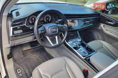 Внедорожник / Кроссовер Audi Q7 2022 в 