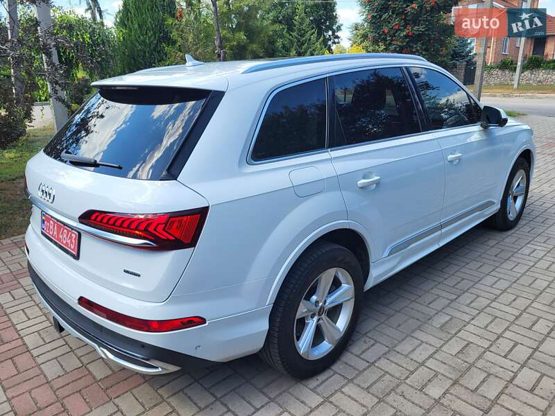 Внедорожник / Кроссовер Audi Q7 2022 в Запорожье