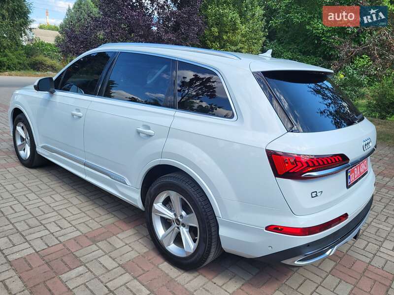 Внедорожник / Кроссовер Audi Q7 2022 в Запорожье