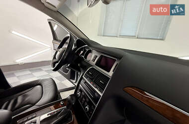Внедорожник / Кроссовер Audi Q7 2013 в 